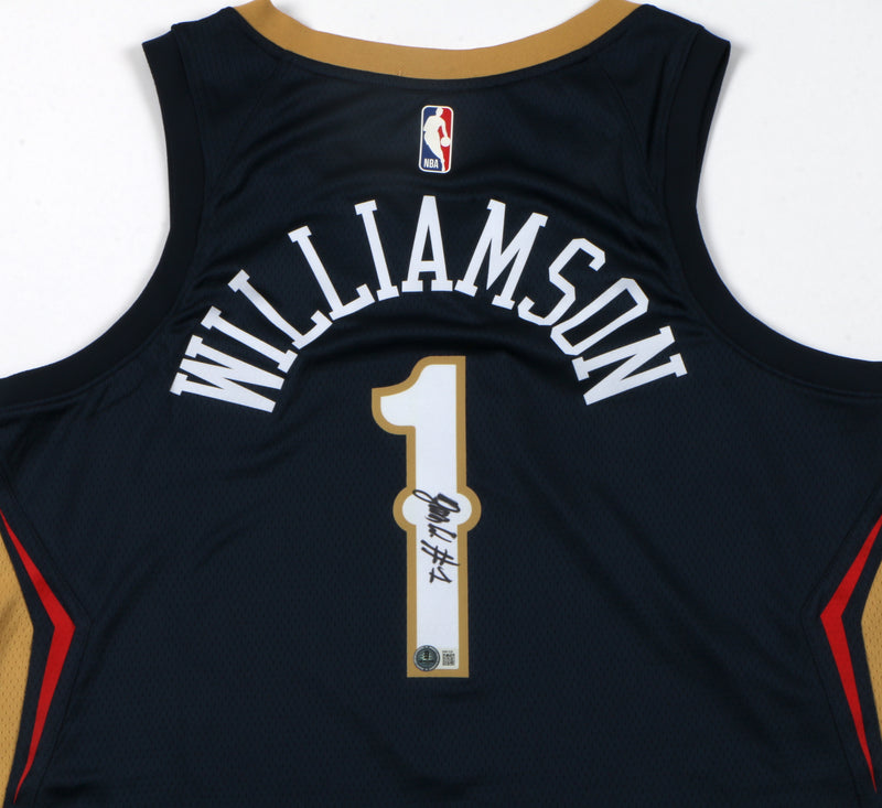 Zion Williamson Signed New Orleans Pelican Jersey Beckett COA