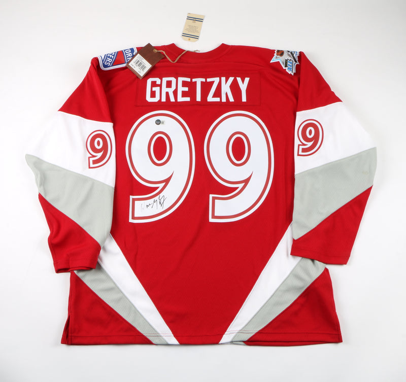 Wayne Gretzky Signed Mitchell & Ness Canada National Jersey - Beckett COA