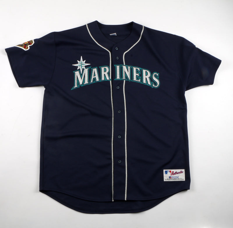 Ichiro Suzuki Signed Jersey - Seattle Mariners - Beckett COA