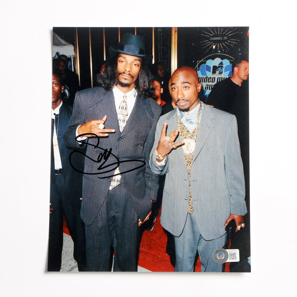 Snoop Dogg Signed Photo 8x10 Beckett COA BH087717