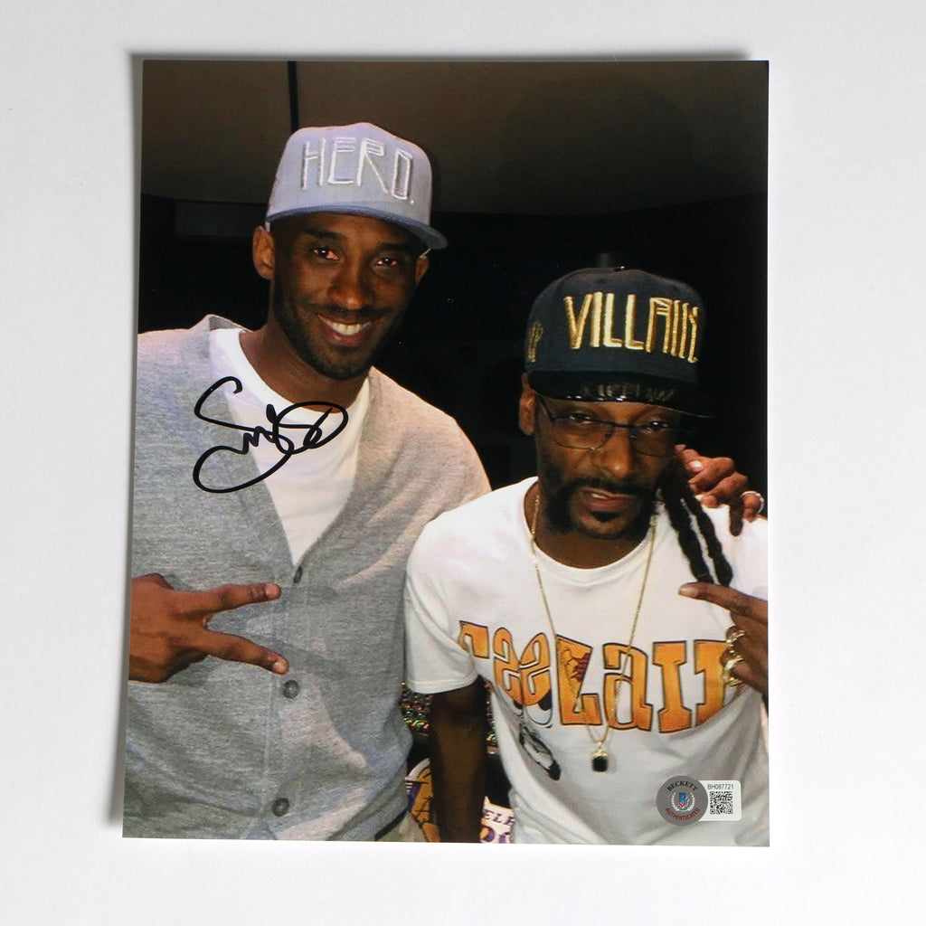 Snoop Dogg Signed Photo 8x10 Beckett COA BH087721