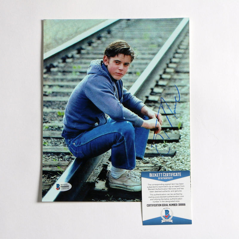 C. Thomas Howell Signed Photo 8x10 "Outsiders" - Beckett COA S66681