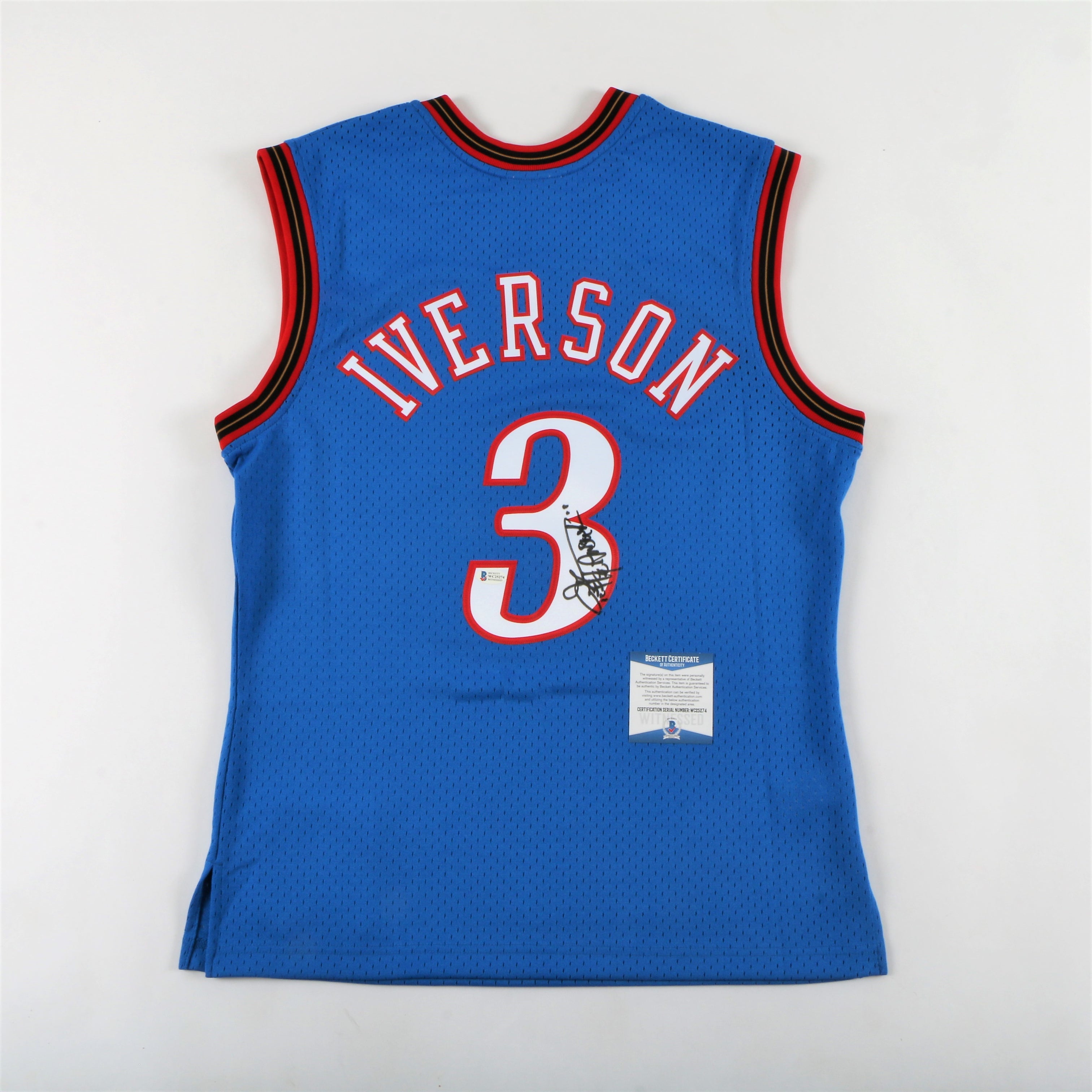 Allen Iverson Signed Philadelphia 76ers Jersey with 